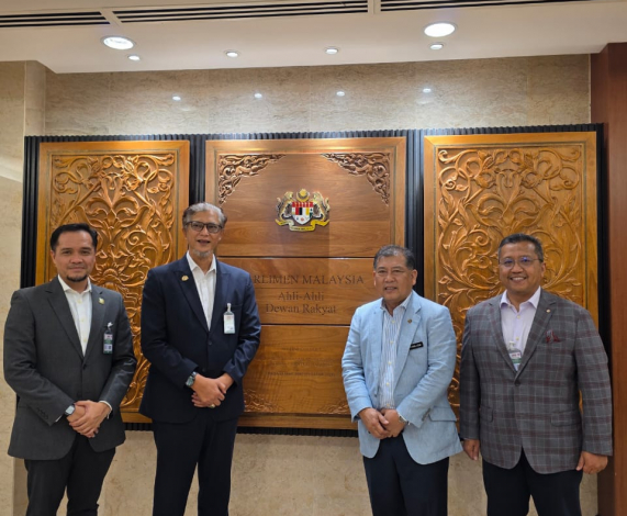 Timbalan Menteri Digital Datuk Wilson Ugak Bakal Rasmikan FKI ICT-EduTourism 2025