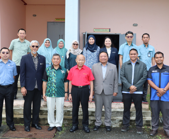 Tan Sri Azman Kongsi Pengalaman Bersama Warga UMSKAL